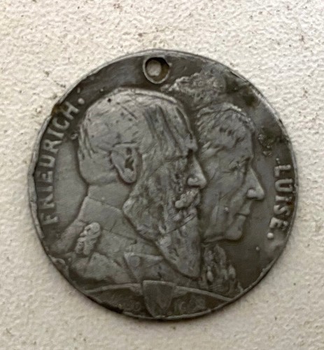 Ancienne médaille militaire - médaille,
