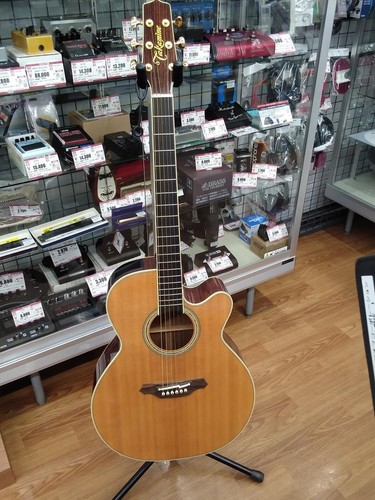 Guitare acoustique électrique