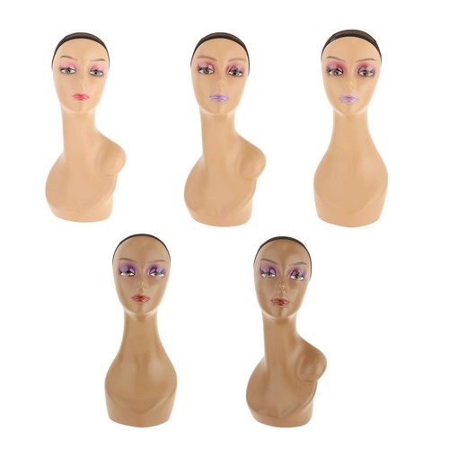 Modèle tête femme de - de,