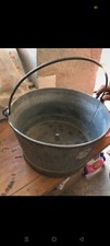 Seau, bassine en zinc galvanisé.