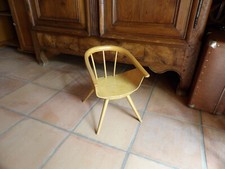 Ancien fauteuil d'enfant en