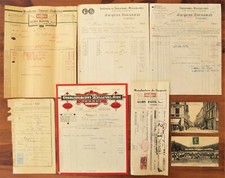 ● TARARE lot 8 vieux papiers