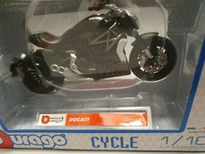 DUCATI XDIAVEL S DE 2016 NOIR 1:18 BURAGO