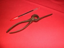 ANCIENNE ET CURIEUSE PETITE