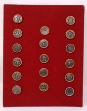 Superbe lot de 17 Boutons