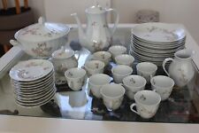 service de table porcelaine limoges Bernardaud série Amandine