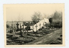 PHOTO Snapshot, crash d'avion dans un cimetière plane débris aile