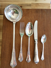 MENAGERE WMF EN METAL ARGENTE DANS COFFRET EN BOIS ERCUIS 49 PIECES