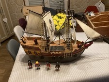 Playmobil bateau de pirate