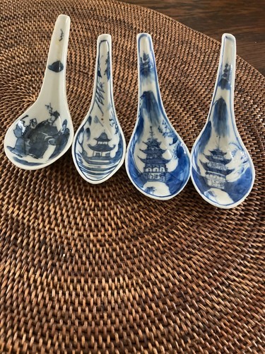 Blue white antique chinese - &,