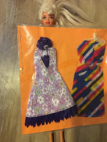 Lot vêtement robes poupée - lot,