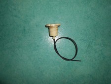 Bouchon réservoir blanc BP Zoom à vis 29 mm Motobécane 40 41 50 51 Cady Mobyx X7