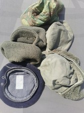1 BERET et 4 CASQUETTES ARMÉE FRANÇAISE année 80