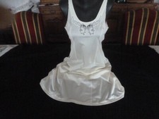 Jolie combinaison fond de - jolie,