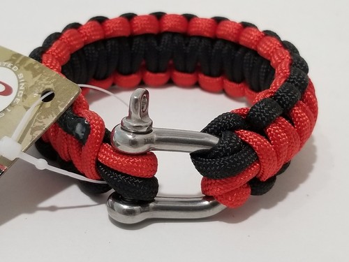 Black red survival - survival, paracord