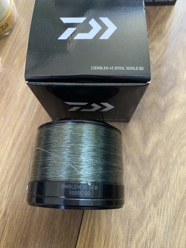 Daiwa emblem scw 5000c - emblem,