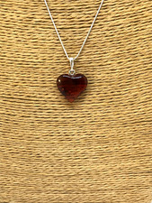 Cadeau PENDENTIF AMBRE COEUR