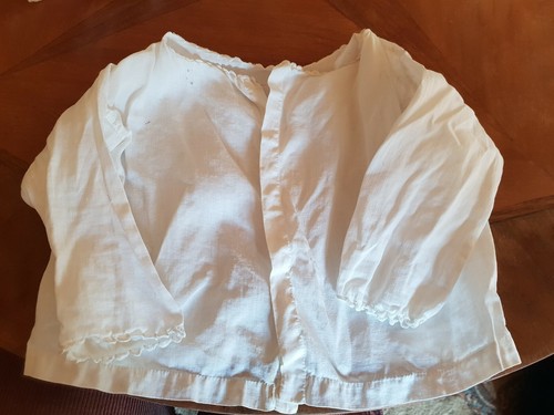 Très jolie brassière - , de