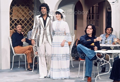 Mireille mathieu exclusive - *,