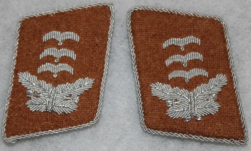 Patte col hauptman - de,