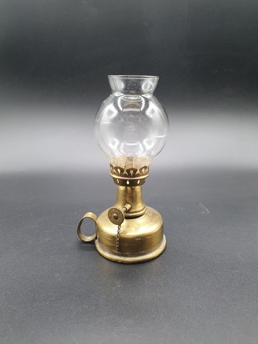 Ancienne petite lampe - lampe, À