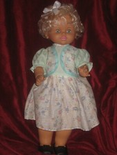 ANCIENNE poupée JUMACO made in Espagne parle/marche dans sa boîte