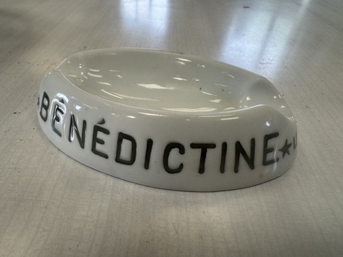 Bénédictine ancien - bénédictine,