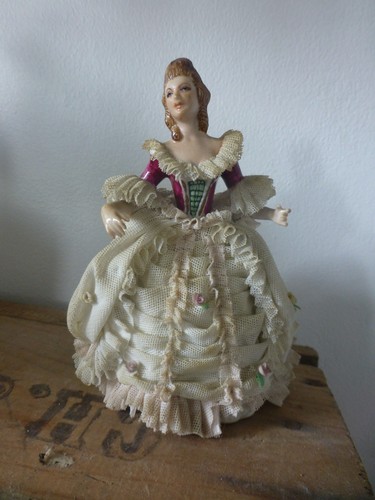 Ancienne figurine porcelaine - figurine,