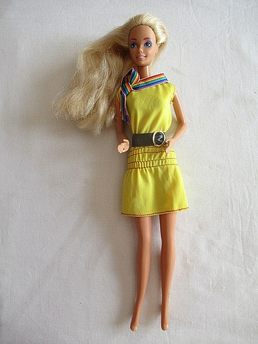 Barbie robe jaune et - robe,