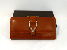 Gucci portefeuille en cuir camel boucle dorée étrier pour femme Stirrup