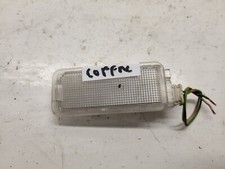 Lumière de coffre par pour