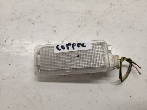 Lumière coffre par pour - coffre,