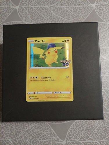 Pikachu carte pokemon - pikachu, go