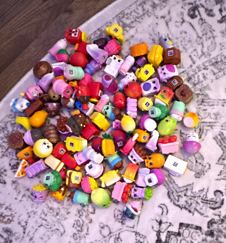 Shopkins lot figures - of, 30