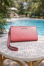 Michael Kors Jet Set Travel LG