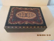 BOITE A BIJOUX MUSICALE BOIS