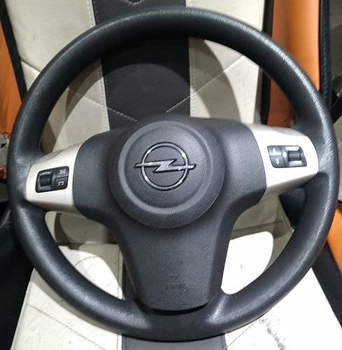 Opel corsa volant - corsa, avec