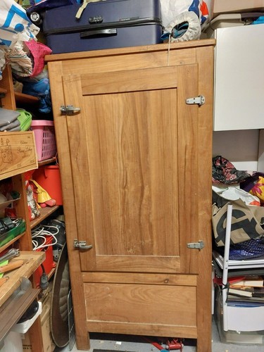 Armoire camphrier année 1900 - camphrier,