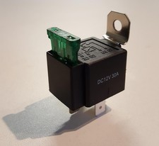 Relais 30A 12V Fusible 4
