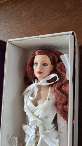 Tonner doll winter romance - doll,