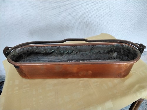 Ancienne poissonnière en - ,