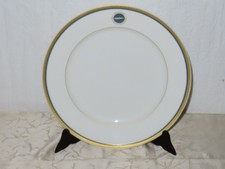 Assiette Avec Goldrand "