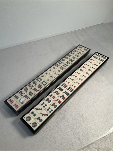 Old mah jong - old, piece