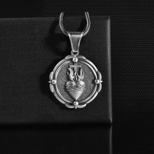 Collier croix du Sacré-Cœur