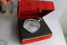 LALIQUE rare Carafe cristal