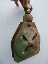 Grosse poulie en fonte et