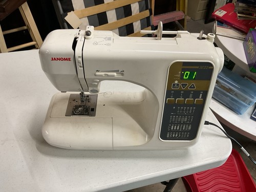 Janome 3022 computerized