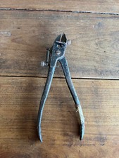 outil ancien N112 Pince A