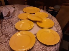 11 ASSIETTES 1 PLAT ET 1