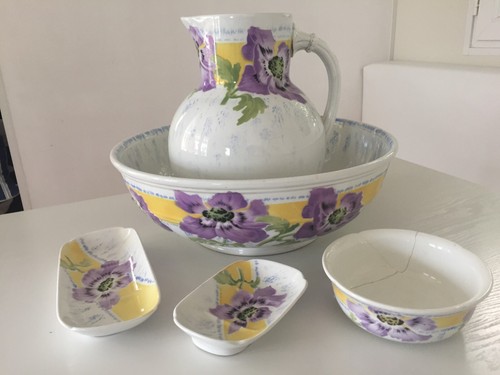 Ancien ensemble toilette - , de